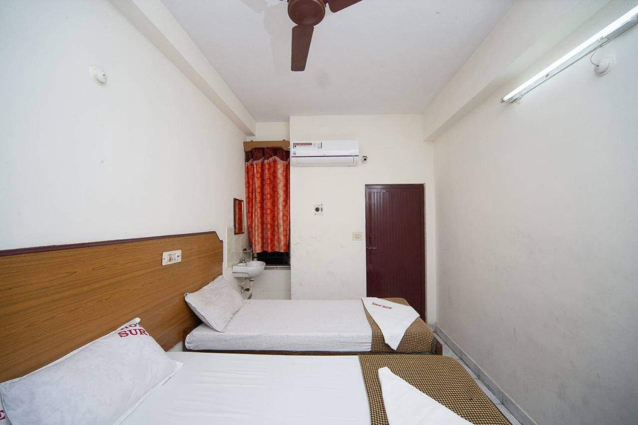 Spot On 38565 Hotel Surya Thiruvengadam St Čennai Exteriér fotografie
