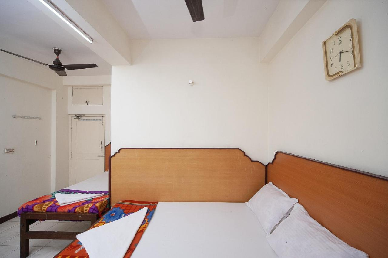 Spot On 38565 Hotel Surya Thiruvengadam St Čennai Exteriér fotografie
